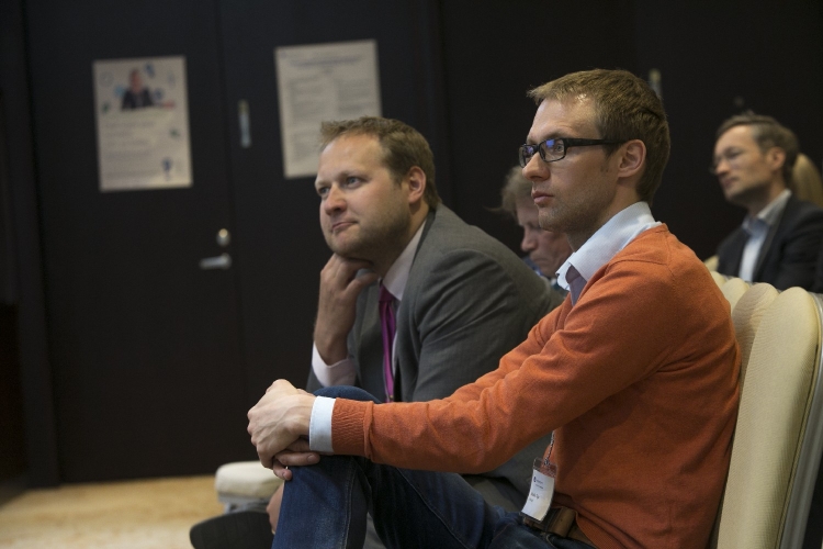 Madis Tilga, green growth adviser with the Nordic Council of Ministers' Office in Estonia (right) and Timo Tatar, Head of Energy Department of the Estonian Ministry of Economic Affairs and Communications. 