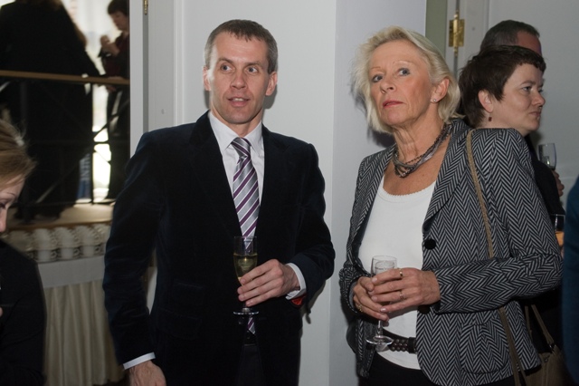 Euroopa Kultuuripealinn Tallinn 2011 juhatuse liige Jaanus Mutli ja Norra suursaadik Tallinnas, pr Lise Kleven Grevstad