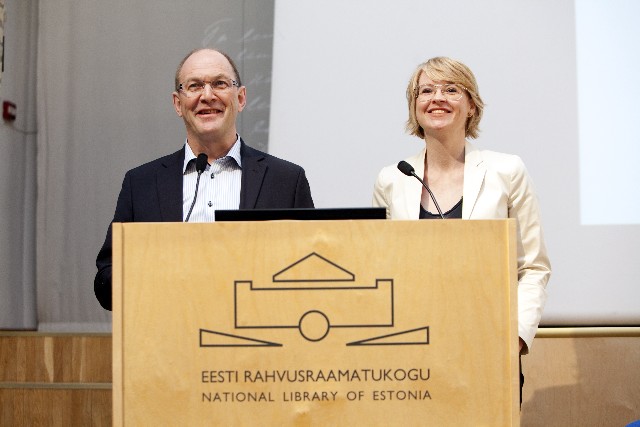 Berth Sundström, Põhjamaade Ministrite Nõukogu Eesti esinduse direktor ja Anna Enemark, Põhjamaade Ministrite Nõukogu, vanemametnik