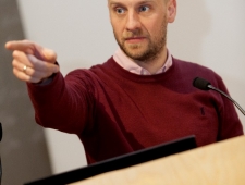 Sigurður Ólafsson. Reykjavíki Põhjala Maja projektijuht, kirjandusauhinna sekretariaadi liige