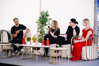 Madis Tilga, Annela Anger-Kraavi, Eeva Taimisto and Aire Rihe discussing climate topics