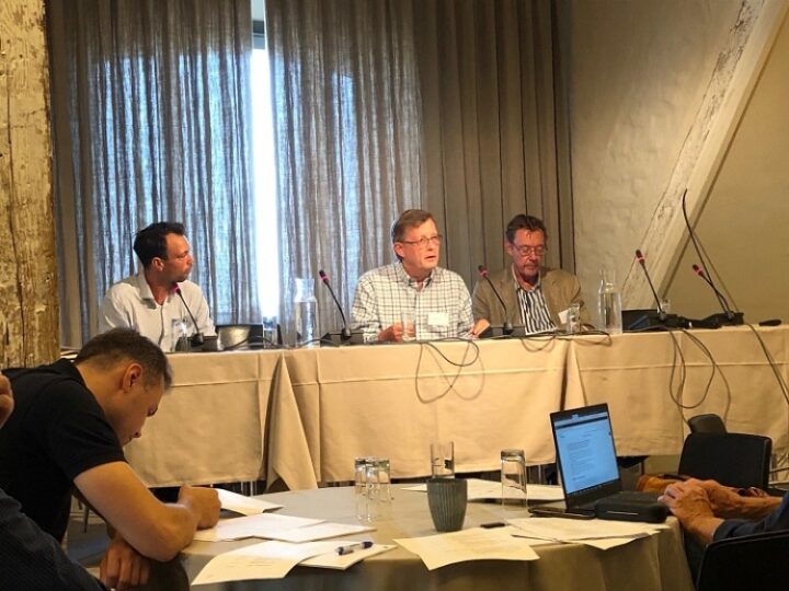 Pildil paremalt: Morten Friis Møller (Vanemnõunik, NCMS), Christer Haglund (PMN Eesti esinduse direktor); Anders Geertsen (NCMS direktor)