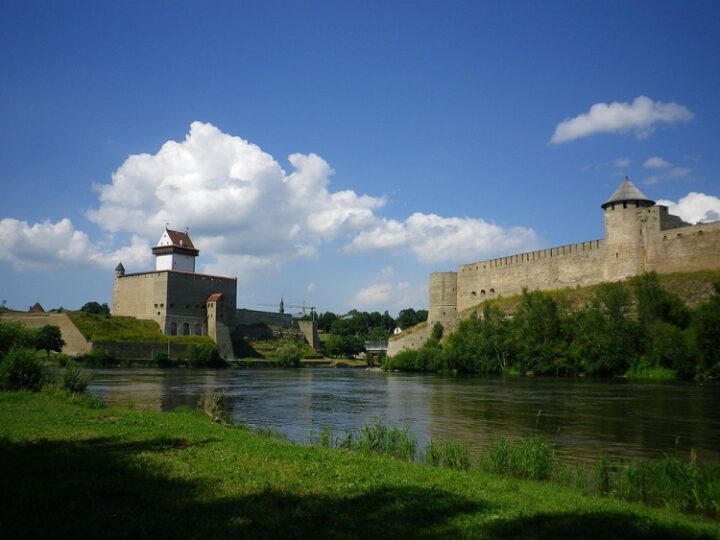 Gränsland Narva – Нарвский Рубеж – Piiriala Narva