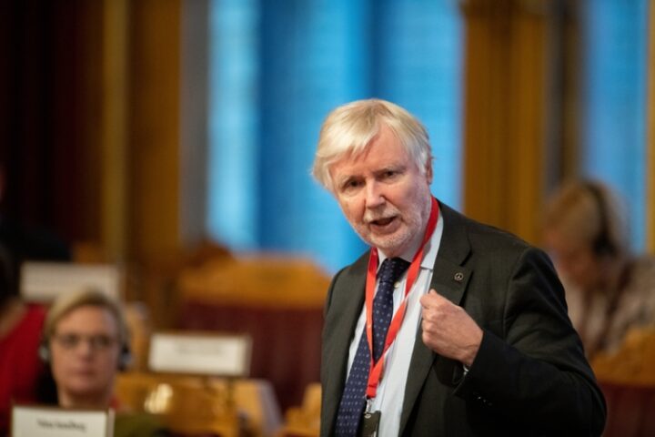 Põhjamaade Nõukogu president Erkki Tuomioja mõistab rünnaku Ukrainale hukka